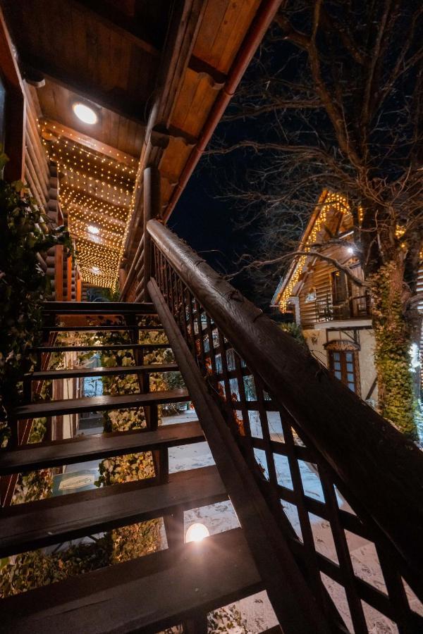 Villa Garden Hotel Solochin Exterior photo