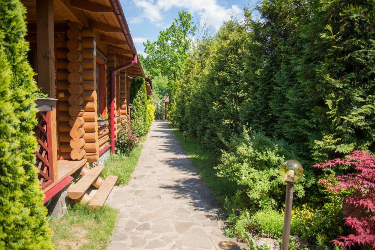 Villa Garden Hotel Solochin Exterior photo